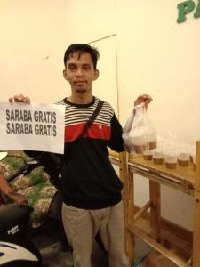 Turun tangan Parigi Bagi-bagi Saraba Secara Gratis