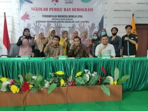 Sekolah Pemilu dan Demokrasi