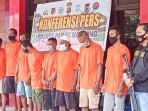 Polres Parimo, Amankan Delapan Tersangka Pencurian Sapi