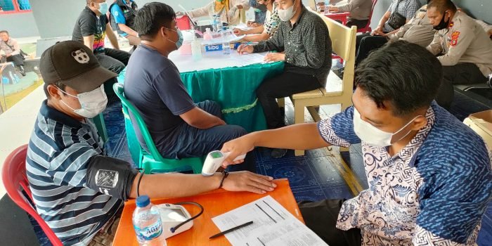 Berikan Perlindungan, WBP Lapas Kelas III Parimo Jalani Vaksinasi Tahap ll