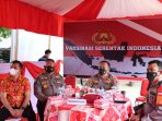 Kapolres Sigi dampingi Waka Polda Sulteng ikuti zoom meeting di gerai vaksin pos karajalemba kabupaten sigi