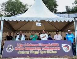 Pegelaran Liga Tiga Dilapangan GST Tinombo Langsunga Dibuka Oleh Ketua Asprov Sulteng