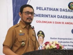 Bekali Pengetahuan Dasar : Sekda Parimo Zulfinasran pinta CPNS pahami tata laksana tugas dalam organisasi Pemerintahan