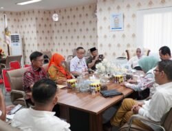 Rapat Evaluasi Hasil Indeks KIP Tahun 2023, Sekdaprov: Wujudkan Layanan Informasi Publik Yang Lebih Baik.