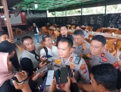 Cegah Polemik, Polres Parigi Moutong Pilih Ganti Rugi Penjual Bendera dan Bagikan 500 Merah Putih Gratis
