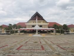 Rapat PETI Parigi Moutong Digelar Tertutup, Wabup Abdul Sahid Perintahkan Wartawan Keluar Ruangan