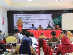 Staf Ahli Bupati Buka Konsultasi Publik II Penyusunan KLHS dan RTRW Kabupaten Parigi Moutong