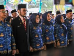 Lantik 987 Aparatur, Bupati Erwin Burase Minta PPPK dan Pejabat Parigi Moutong Hadirkan Inovasi Pelayanan