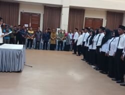 Erwin Burase Lantik Kepsek Definitif, Atasi Kekosongan Pimpinan Sekolah