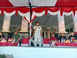 Bupati H. Erwin Burase Lakukan Jalan Santai Bersama Laskar Merah Putih dan Masyarakat