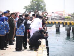 Bupati dan Wakil Bupati Bersama Forkopimda Tabur Bunga, Kenang Jasa Para Pahlawan