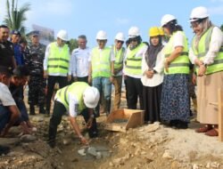 Bupati Bersama Wabup Parigi Moutong Laksanakan Peletakan Batu Pertama Kampung Nelayan Merah Putih, Parigi Moutong Miliki 9 Titik Terbanyak di Sulawesi Tengah